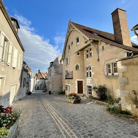 Appartement Le Pigeonnier centre historique Auxerre Extérieur photo