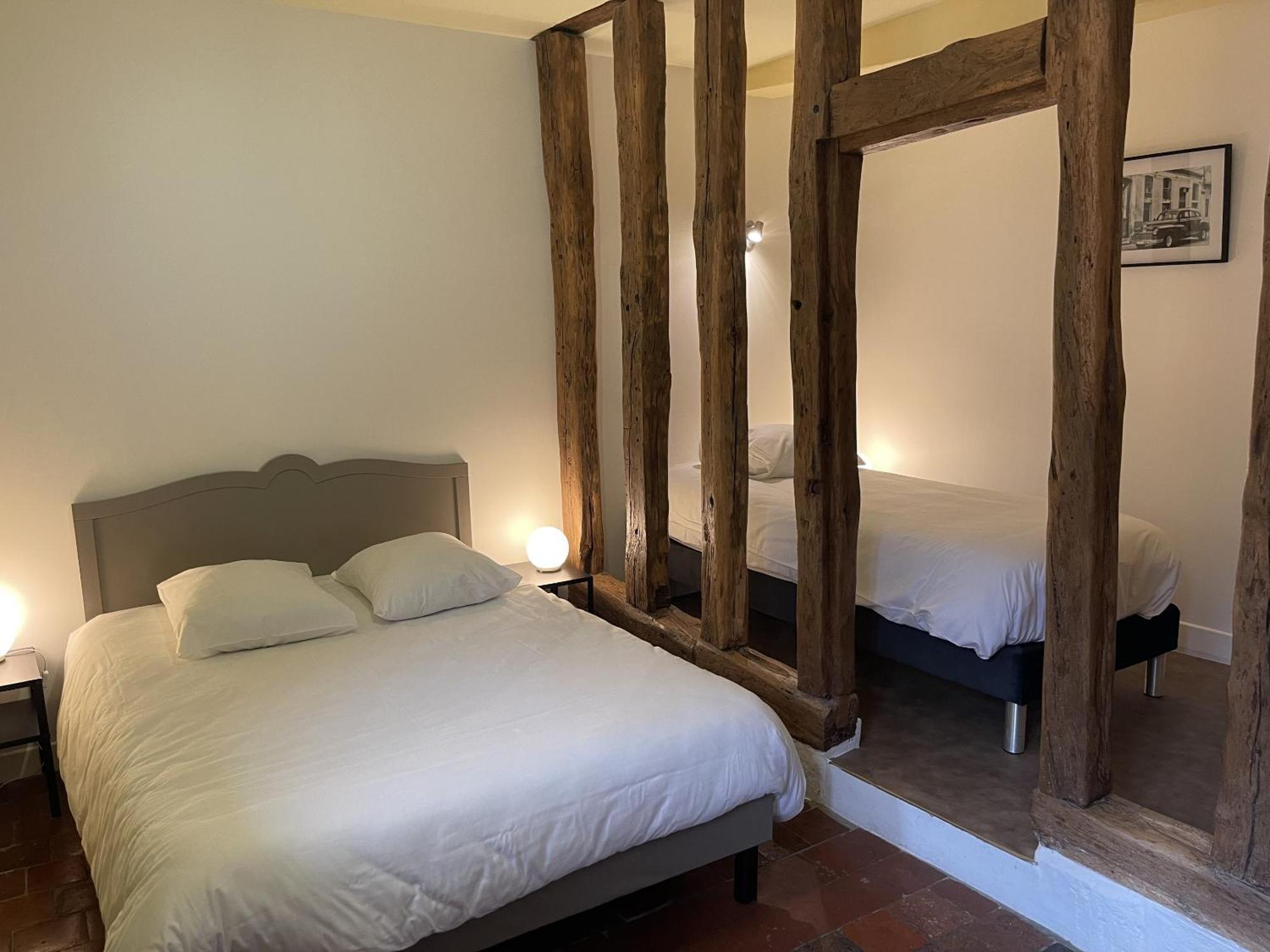 Appartement Le Pigeonnier centre historique Auxerre Extérieur photo